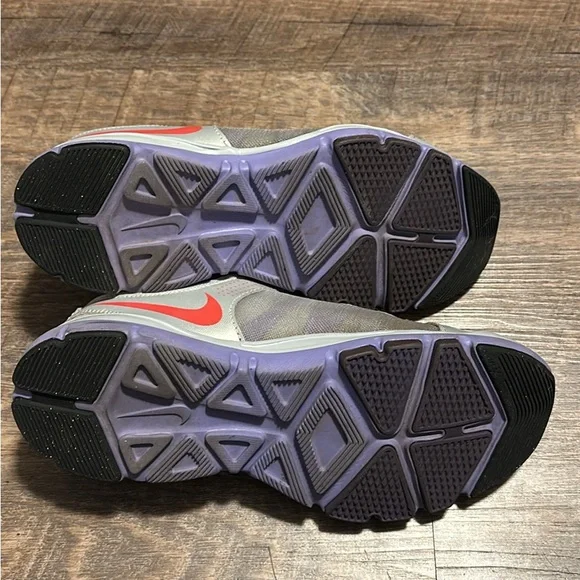 Women’s Nike Flex TR2 Shoes Sz 7 - Picture 2 of 4